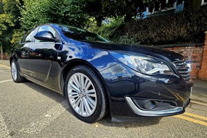 Vauxhall Insignia Hatchback (09-17) 2.0 CDTi (140bhp) ecoFLEX Design 5d For Sale - Desborough Car Company, Desborough