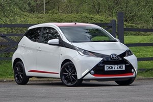 Toyota Aygo (14-22) X-Press 1.0 VVT-i X-Shift auto 5d For Sale - Hollins Hill Cars, Baildon