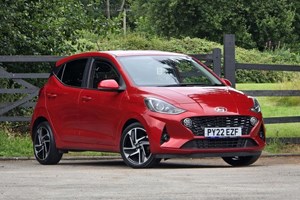 Hyundai i10 Hatchback (20 on) Premium 1.0 MPi 67PS 5d For Sale - Hollins Hill Cars, Baildon