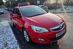 Vauxhall Astra Hatchback (09-15) 1.4i 16V Exclusiv 5d For Sale - Shipley Bridge Garage Ltd, Horley