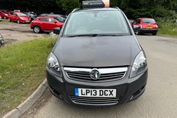 Vauxhall Zafira (05-14) 1.6i (115bhp) Design 5d For Sale - Shipley Bridge Garage Ltd, Horley