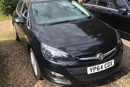 Vauxhall Astra Hatchback (09-15) 1.6i 16V Excite (10/13-) 5d For Sale - Shipley Bridge Garage Ltd, Horley