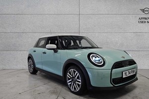 MINI Cooper Hatchback (24 on) 1.5 C Classic 5dr Auto For Sale - Stratstone MINI Doncaster, Doncaster