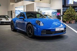 Porsche 911 Coupe (24 on) 2dr PDK For Sale - Porsche Centre Nottingham, Nottingham