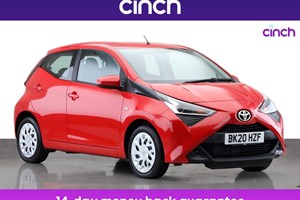 Toyota Aygo (14-22) X-Play 1.0 VVT-i (05/2018 on) 5d For Sale - cinch, Online Retailer