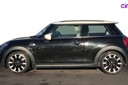 MINI Hatchback (14-24) Cooper Exclusive (Comfort Pack & Navigation Pack) 3d For Sale - cinch, Online Retailer