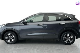 Kia Niro SUV (16-22) 2 1.6 GDi 1.56kWh lithium-ion 139bhp DCT auto Self-Charging Hybrid 5d For Sale - cinch, Online Retailer