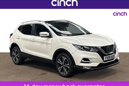 Nissan Qashqai (14-21) N-Connecta (Glass Roof Pack) 1.5 dCi 110 (07/17 on) 5d For Sale - cinch, Online Retailer