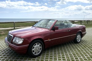 Mercedes-Benz CE-Class Cabriolet (92-97) E220 2d Auto For Sale - Evoke Classics, Dagenham