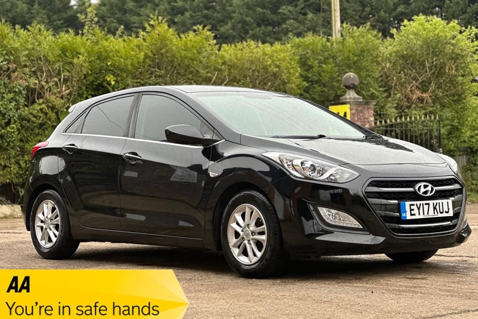 Hyundai i30 Hatchback (12-17) 1.6 CRDi Blue Drive SE 5d For Sale - Prestigio Cars Ltd, Bedford