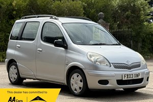 Toyota Yaris Verso (00-05) 1.3 VVT-i T3 5d Auto For Sale - Prestigio Cars Ltd, Bedford