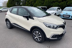 Renault Captur (13-19) Play TCe 90 5d For Sale - County Car Company, Sherborne