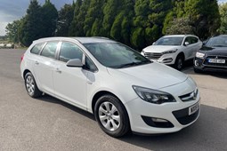 Vauxhall Astra Sports Tourer (10-15) 1.3 CDTi 16V ecoFLEX Design (Start Stop) 5d For Sale - County Car Company, Sherborne