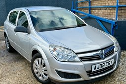 Vauxhall Astra Hatchback (04-10) 1.6i 16V Club (115ps) 5d For Sale - The Drivers Gallery Ltd, Wellesbourne