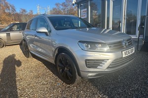 Volkswagen Touareg (10-18) 3.0 V6 TDI BlueMotion Tech (262bhp) R Line 5d Tip Auto For Sale - The Value Car Centre, Norwich