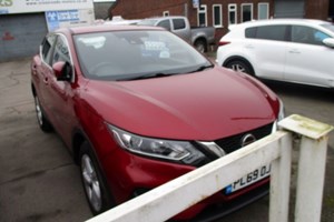 Nissan Qashqai (14-21) Acenta Premium 1.3 DIG-T 160 5d For Sale - Crossroads Motors Challock, Ashford