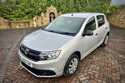 Dacia Sandero (13-21) Essential TCe 90 5d For Sale - The Manor Garage, Box