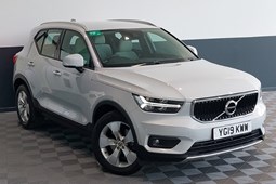 Volvo XC40 SUV (17 on) Momentum Pro T4 AWD auto 5d For Sale - Arnold Clark Wakefield Motorstore / Vanstore, Wakefield