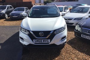 Nissan Qashqai (14-21) N-Connecta 1.5 dCi 115 (07/2018 on) 5d For Sale - Mike Wells Cars Ltd, Rushden