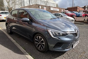Renault Clio Hatchback (19 on) 1.0 TCe 90 Iconic 5d For Sale - Paul Price Cars Oldham, Oldham