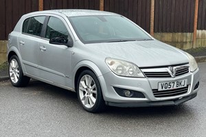 Vauxhall Astra Hatchback (04-10) 1.9 CDTi 16V Design (150ps) 5d For Sale - Renown Motors, Oldham, Chadderton