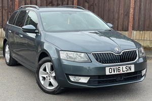 Skoda Octavia Estate (13-20) 1.6 TDI CR (110bhp) SE Business 5d For Sale - Renown Motors, Oldham, Chadderton