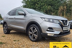 Nissan Qashqai (14-21) N-Connecta 1.3 DIG-T 140 5d For Sale - Car Zone Luton Ltd, Luton
