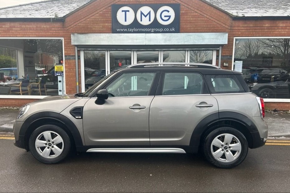 MINI Countryman SUV (17-24) Cooper 5d For Sale - Taylor Motor Group (Farndon Road), Newark