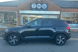 Volvo XC40 SUV (17 on) R-Design B4 (P) AWD auto 5d For Sale - Taylor Motor Group (Farndon Road), Newark