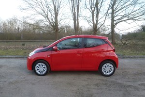Toyota Aygo (14-22) X-Play 1.0 VVT-i (05/2018 on) 5d For Sale - Redhouse Car Sales, Baldock