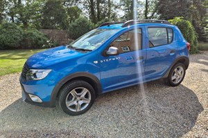 Dacia Sandero Stepway (13-21) Laureate TCe 90 (12/16 on) 5d For Sale - EQUUS VEHICLES LIMITED, Darlington