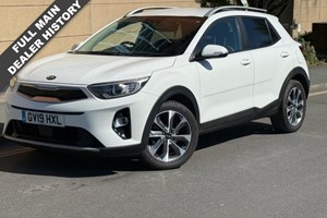 Kia Stonic SUV (17 on) 3 1.0 T-GDi 118bhp ISG 5d For Sale - Gatwick Motor World, Haywards Heath