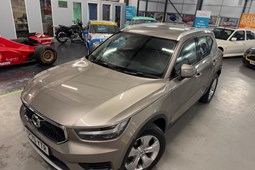 Volvo XC40 SUV (17 on) Momentum T3 FWD (04/19-) 5d For Sale - Sarah Cox Cars Ltd, NEWARK