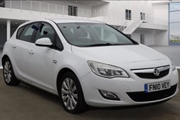 Vauxhall Astra Hatchback (09-15) 1.6i 16V Exclusiv 5d For Sale - CHORLTON CAR SALES LTD, Manchester