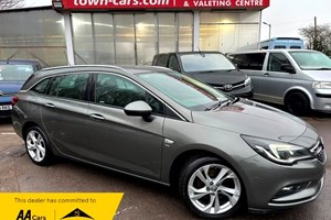 Vauxhall Astra Sports Tourer (16-21) 1.6T 16V (200bhp) SRi 5d For Sale - Town Cars, Gloucester