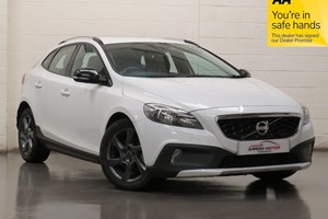 Volvo V40 Cross Country (13-19) D2 Cross Country SE 5d For Sale - Arrow Motor Company, Darlington