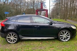 Volvo V40 Cross Country (13-19) D4 (190bhp) Cross Country Pro 5d For Sale - Chester Motor Company, Stanley