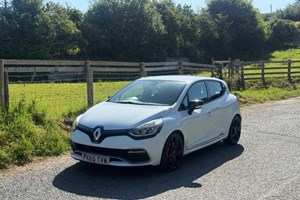 Renault Clio Renaultsport (13-16) 1.6T 16V RenaultSport Trophy Nav (220bhp) 5d Auto For Sale - CJS Car Sales ltd, Askam in Furness