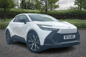 Toyota C-HR SUV (24 on) 1.8 Hybrid Design 5dr CVT For Sale - Listers Toyota Stratford-upon-Avon, Stratford-upon-Avon