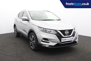 Nissan Qashqai (14-21) N-Connecta (Glass Roof Pack) 1.3 DIG-T 140 5d For Sale - Frosts Chichester, Chichester
