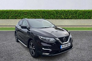 Nissan Qashqai (14-21) N-Connecta 1.3 DIG-T 140 5d For Sale - Newcastle Nissan, Newcastle upon Tyne