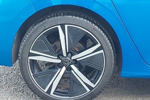 Peugeot 308 Hatchback (21 on) 1.2 PureTech GT 5dr EAT8 For Sale - Arnold Clark Stirling Renault / Dacia / Hyundai / Vanstore, Stirling