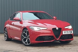 Alfa Romeo Giulia (16 on) 2.0 TB 280 Veloce [Performance brake] 4dr Auto 4d For Sale - Arnold Clark Dundee Vauxhall / Fiat / Abarth, Dundee