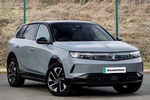 Vauxhall Grandland Electric SUV (24 on) 157kW Ultimate 73kWh 5dr Auto For Sale - Arnold Clark Dundee Vauxhall / Fiat / Abarth, Dundee
