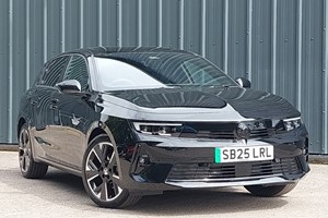 Vauxhall Astra Electric Hatchback (24 on) 115kW Ultimate 54kWh 5dr Auto For Sale - Arnold Clark Dundee Vauxhall / Fiat / Abarth, Dundee