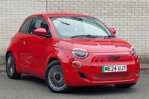 Fiat 500 Electric Hatchback (20 on) 87kW Red 42kWh 3dr Auto For Sale - Arnold Clark Fiat (Kirkcaldy), Kirkcaldy