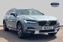 Volvo V90 Cross Country (17 on) Pro D5 PowerPulse AWD auto 5d For Sale - EMG Motor Group Duxford, Duxford