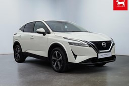 Nissan Qashqai SUV (21 on) 1.3 DiG-T MH N-Connecta 5dr For Sale - FJ Chalke Nissan Yeovil, Yeovil
