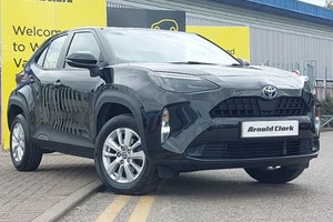Toyota Yaris Cross SUV (21 on) 1.5 Hybrid Icon 5dr CVT For Sale - Arnold Clark Vauxhall (Winsford), Winsford