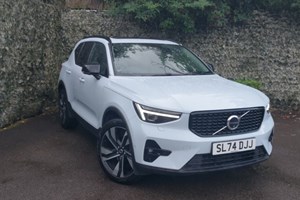 Volvo XC40 SUV (17 on) 2.0 B4P Ultra Dark 5dr Auto For Sale - Arnold Clark Vauxhall (Glasgow), Glasgow